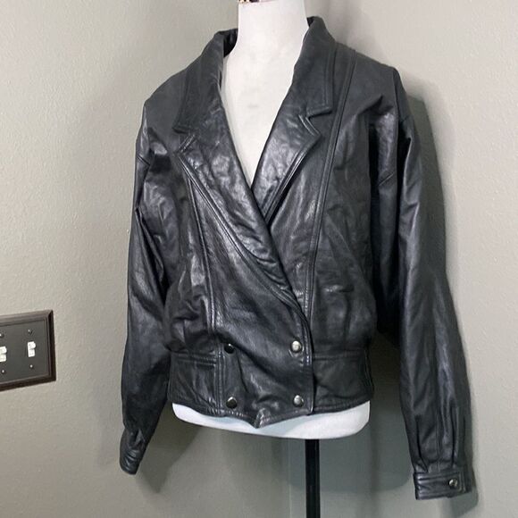 Vintage Black Genuine Leather Cropped Length Jacket Shoulder Pads - Picture 1 of 16